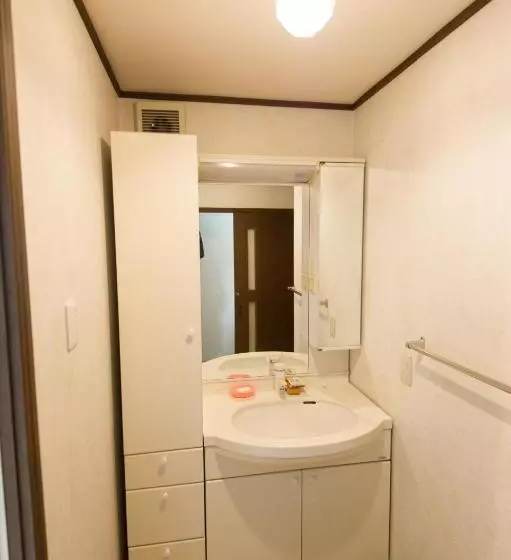 Majatalo Guest House Izumi