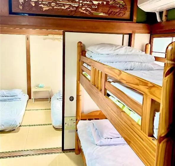 Majatalo Guest House Izumi