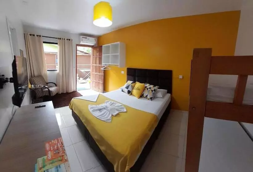 Majatalo Pousada Anjos   à 2 Quadras Do Mar