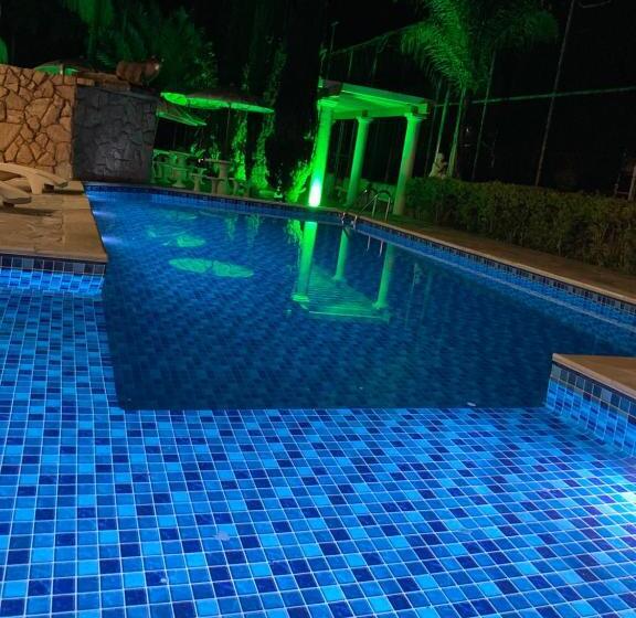 פנסיון Pousada Vilarejo De Minas