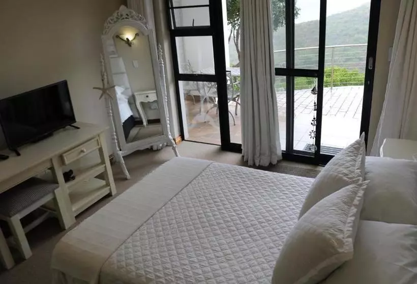 پانسیون 387 Bushbuck