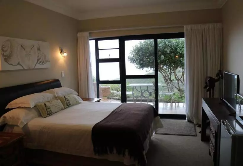 پانسیون 387 Bushbuck