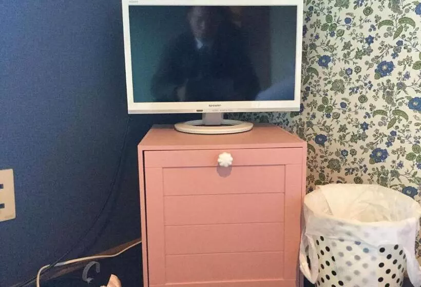 Majatalo Guesthouse Shell