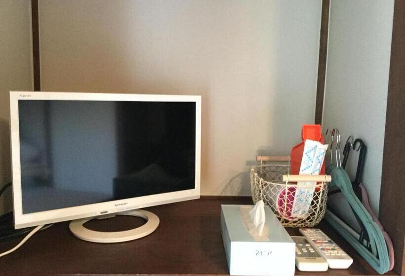 Pensione Guesthouse Shell