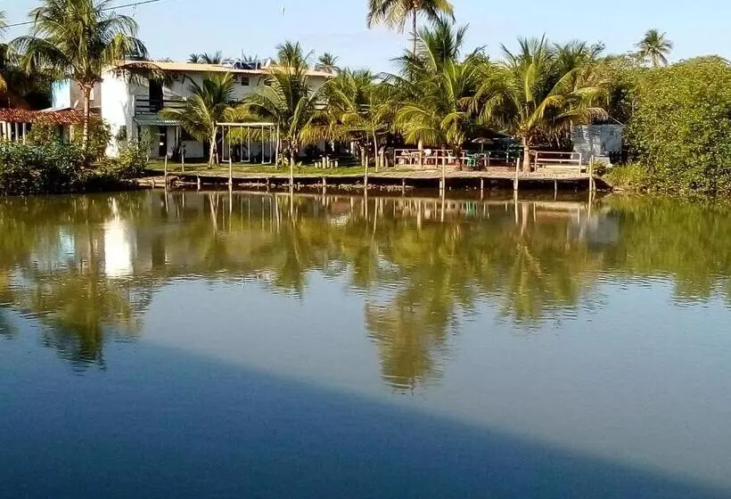 ペンション Pousada Acuípe