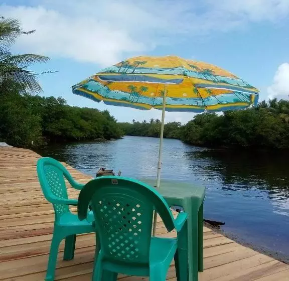 ペンション Pousada Acuípe