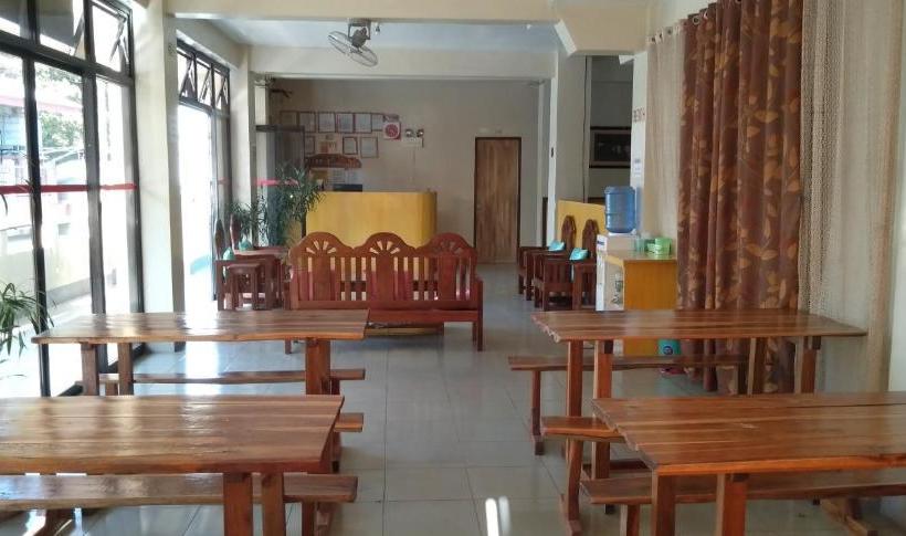 הוסטל Diamond Lodging House