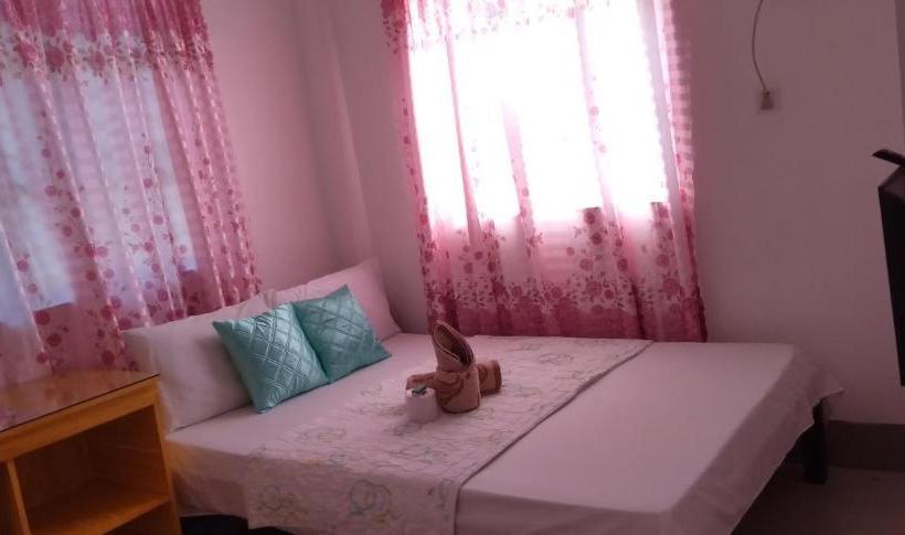 הוסטל Diamond Lodging House