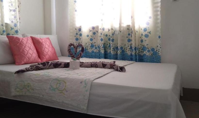 הוסטל Diamond Lodging House