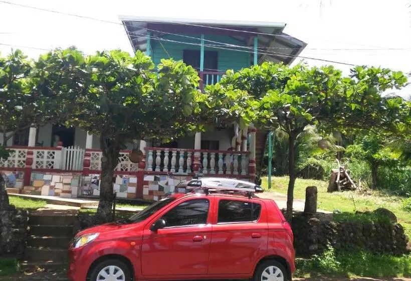 Majatalo Corn Island Hostal Alal Suite