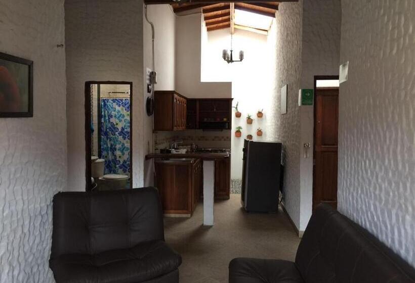 پانسیون Fami Hotel Vive Jardin