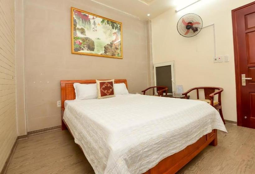 پانسیون Song Long