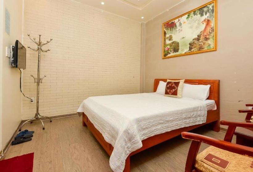 پانسیون Song Long