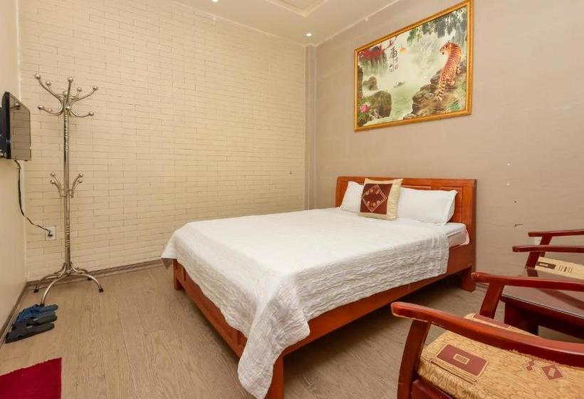 پانسیون Song Long