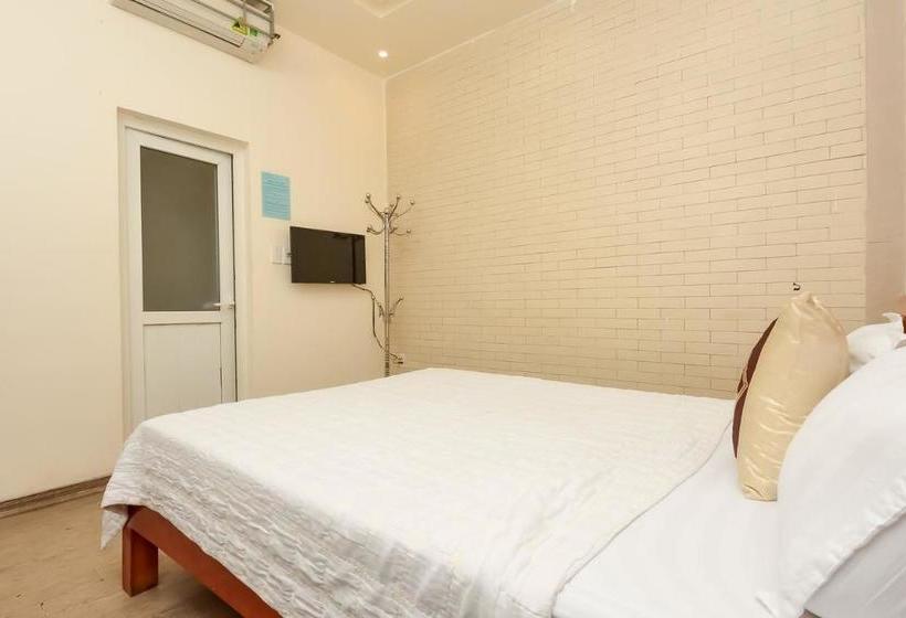 پانسیون Song Long