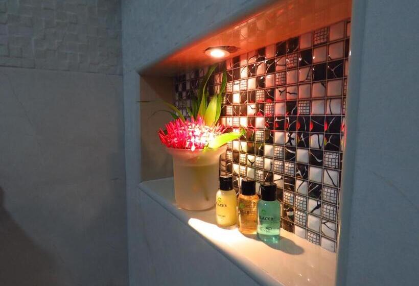 پانسیون The Sunrise Huraa