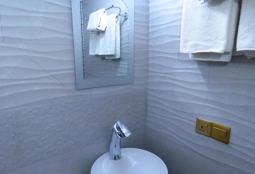 پانسیون The Sunrise Huraa