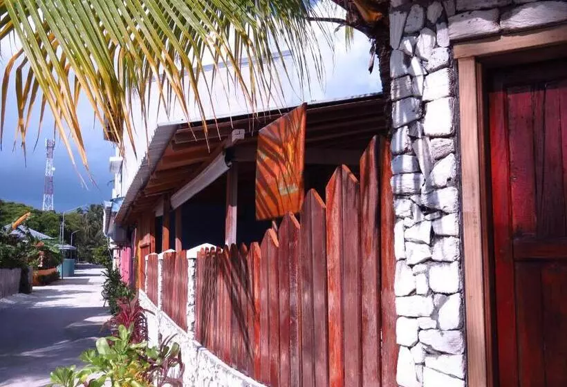 پانسیون The Sunrise Huraa