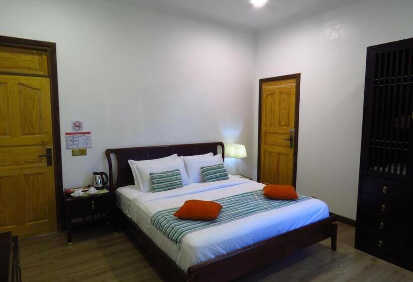 پانسیون The Sunrise Huraa