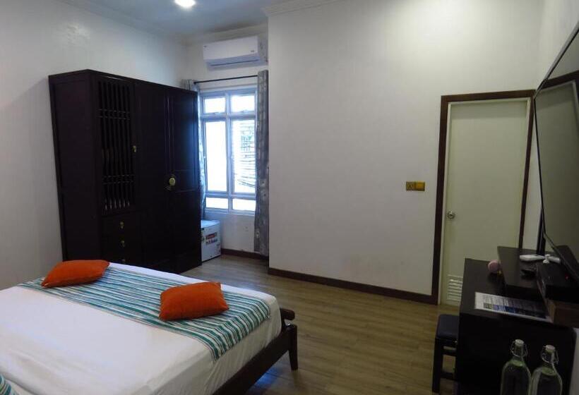 پانسیون The Sunrise Huraa