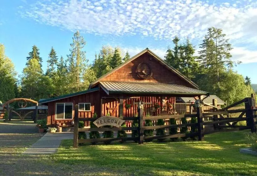 Majatalo Bond Ranch Retreat