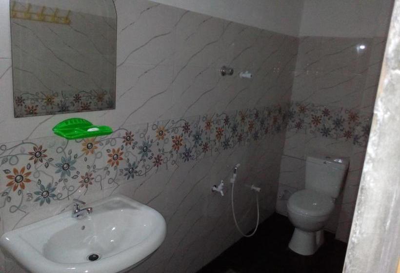 پانسیون Singhe Resort