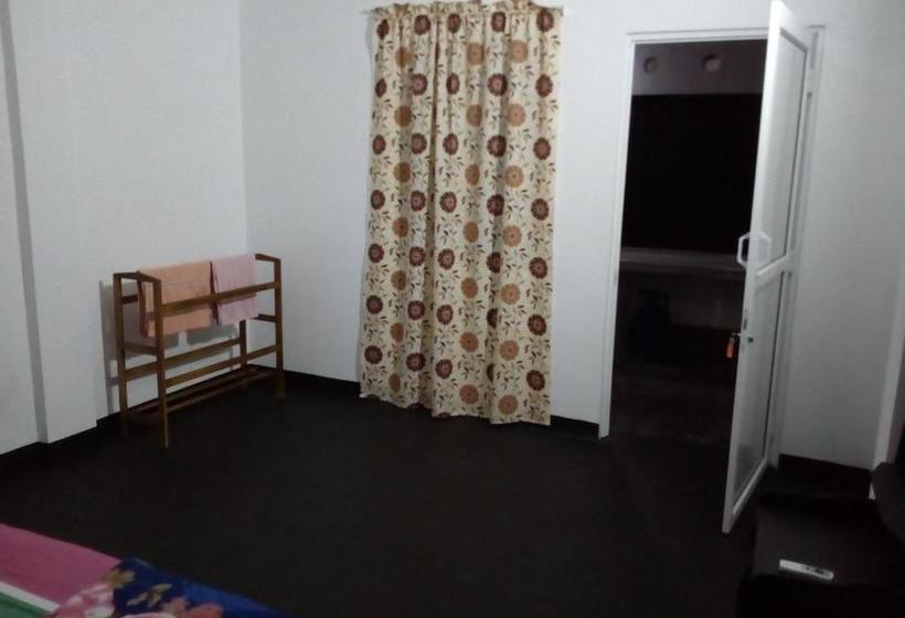 پانسیون Singhe Resort