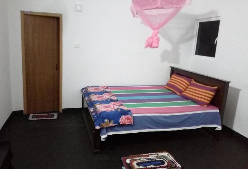 پانسیون Singhe Resort