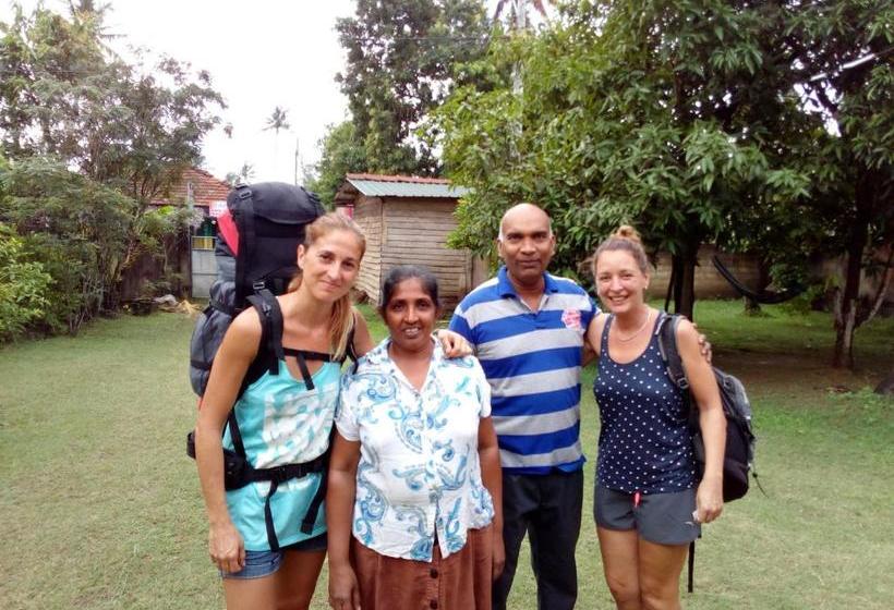 پانسیون Singhe Resort