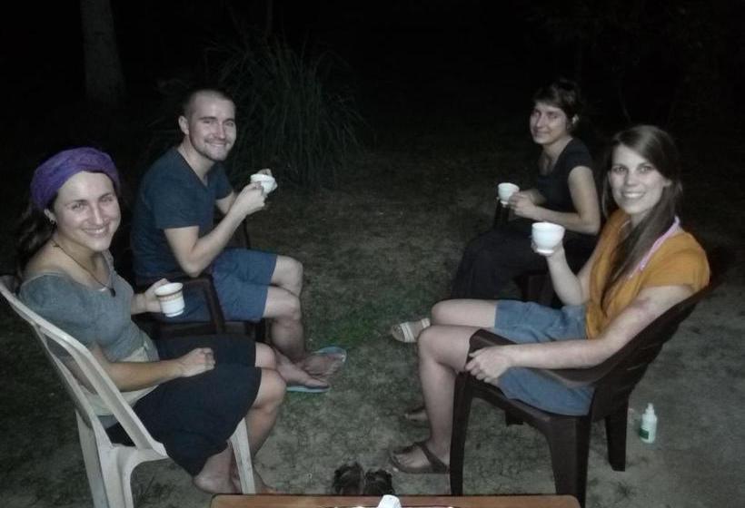 پانسیون Singhe Resort