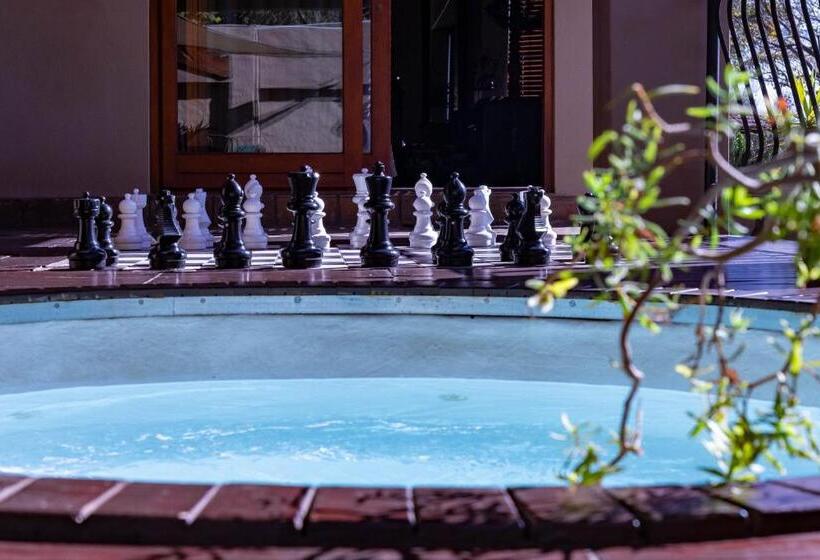 ペンション The Orion