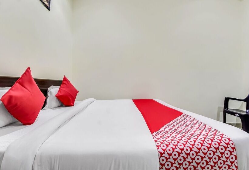 هاستل Treebo Trip Banshi