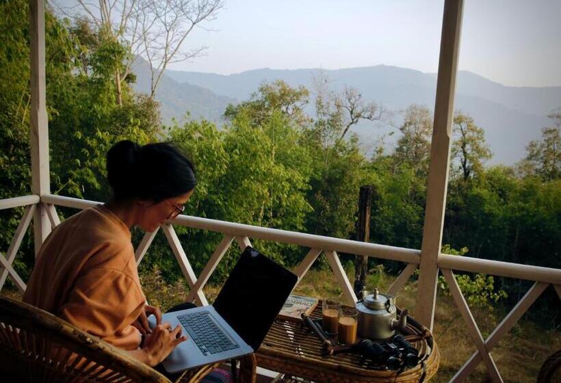 هتل Kalimpong Village Retreat