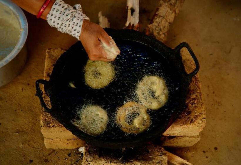 هتل Kalimpong Village Retreat