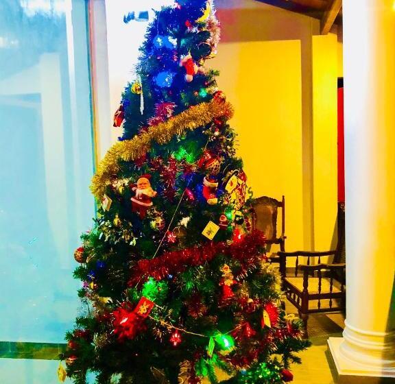 Пансион Villa White