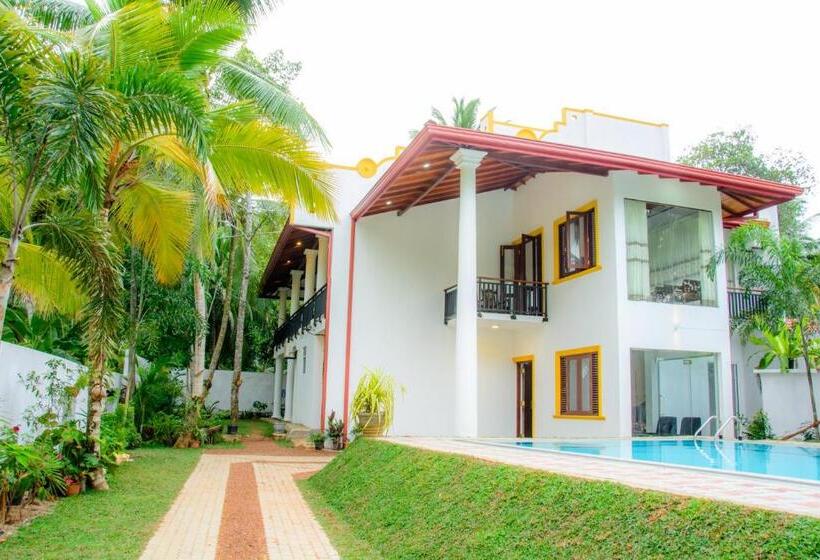 Пансион Villa White