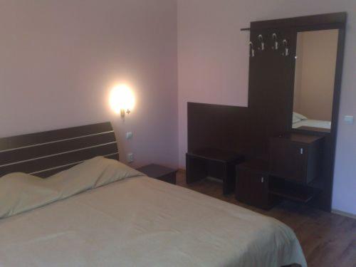 پانسیون Colt De Rai