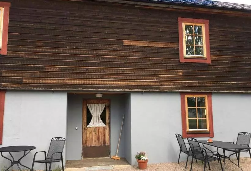 Majatalo Knappgården