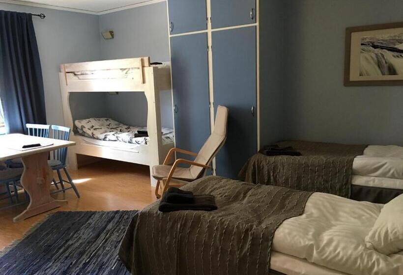 بنسيون Knappgården