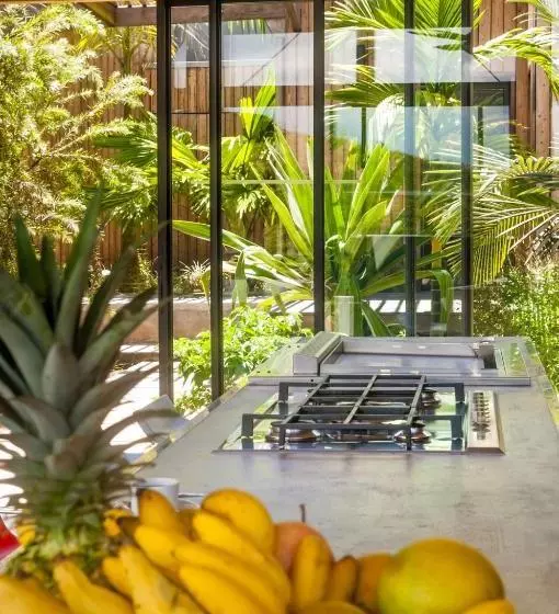 پانسیون La Résidence Nou Cinq