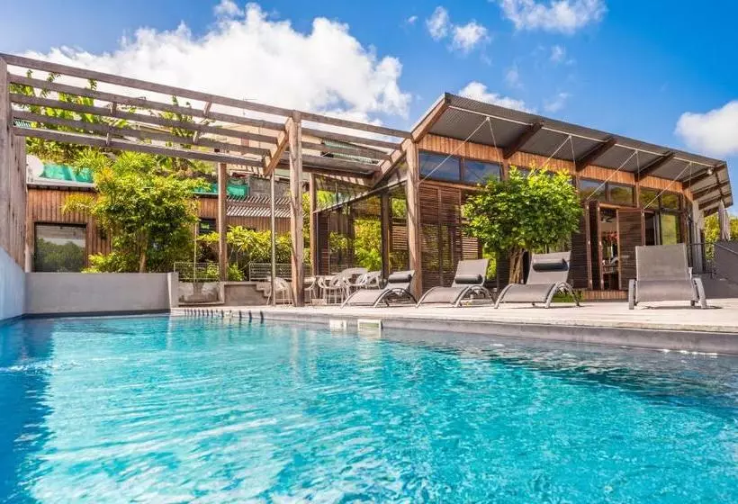 پانسیون La Résidence Nou Cinq