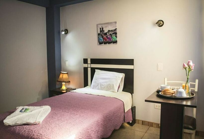 بنسيون Leos Komfort Inn