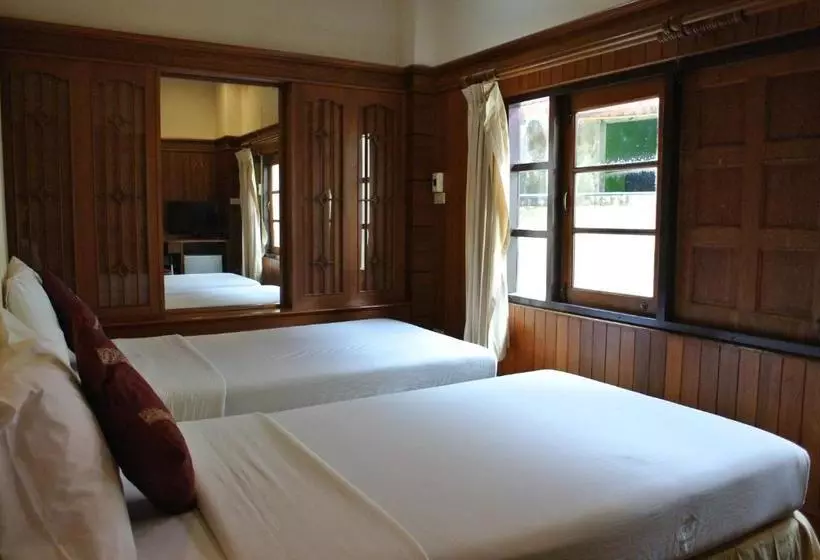 پانسیون Phang Nga Inn