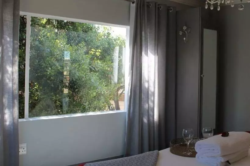Majatalo Villa Petit
