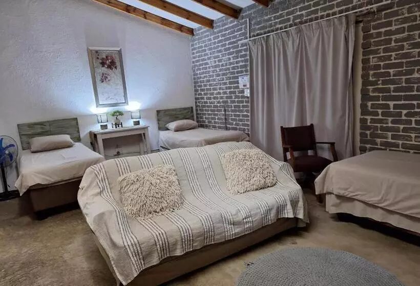 هتل Numbi Hills Self Catering