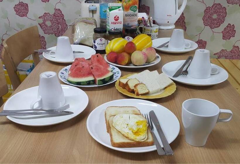 Pensiune Panda Guesthouse