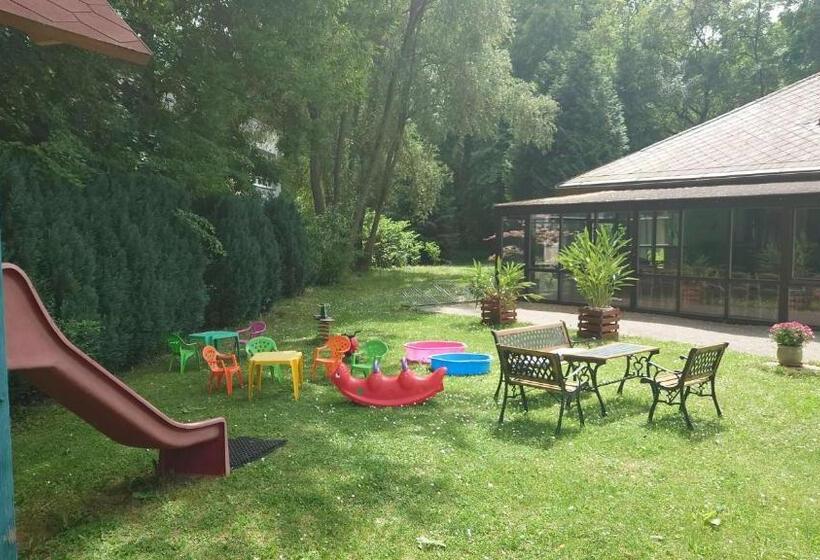 بنسيون Penzion Tcv Pardubice