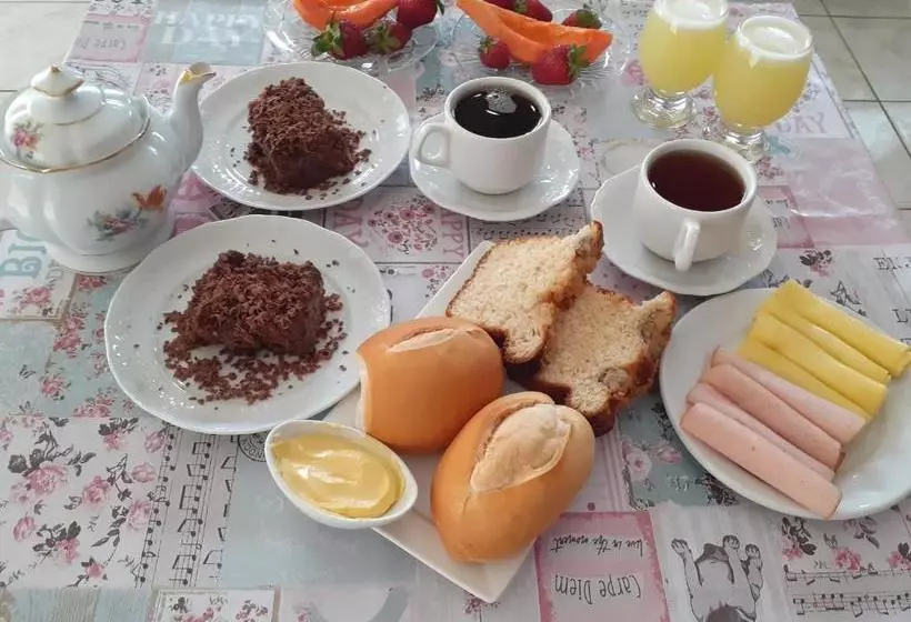 پانسیون Pousada Família Do Rosa