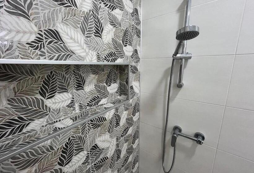 پانسیون Summer Story