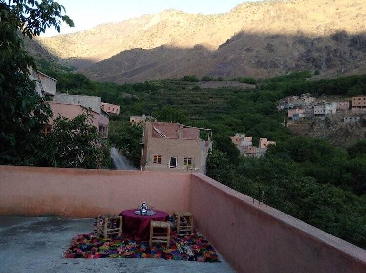 بنسيون Tanssi House